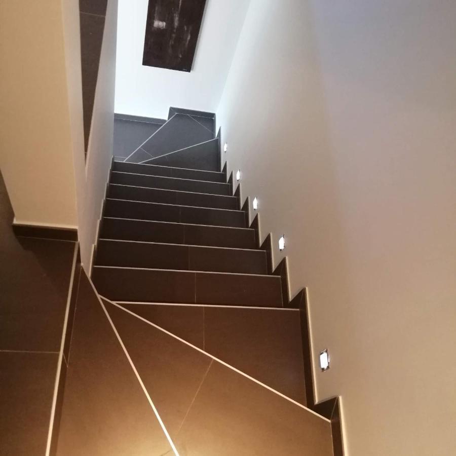 Où gît le Bocq Spa privatif Ciney Esterno foto